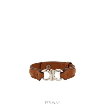Ferragamo 26SS ����䷹ ��󰡸� ���� �극�̽��� Bangle 770399790997 TP57432854926SS ����䷹ ��󰡸� ���� �극�̽��� Bangle 77039979