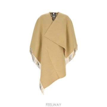 Burberry 26FW Burberry ������ �� cape 8126975B9719 TP57683935026FW Burberry ������ �� cape 8126975B9719 TP576839350