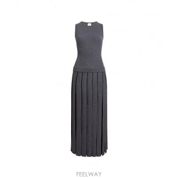 Khaite 24SS Khaite ���� �巹�� 9604511284 TP57789520324SS Khaite ���� �巹�� 9604511284 TP577895203