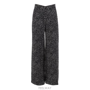 Max Mara 26SS �������� STUDIO TROUSERS 2616131045600002NERO TP57555045526SS �������� STUDIO TROUSERS 2616131045600002NERO TP5