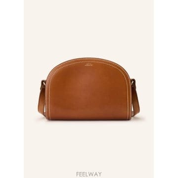 A.P.C. A P C  DEMI LUNE ũ�ν��ٵ� �� 100312022915000 TP577892858A P C  DEMI LUNE ũ�ν��ٵ� �� 100312022915000 TP57789