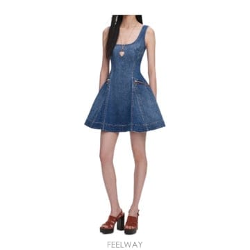 Self Portrait 26SS Self portrait ���� �巹�� SS26813SBL TP57248081226SS Self portrait ���� �巹�� SS26813SBL TP572480812