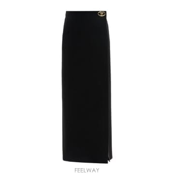 Valentino 24FW Valentino ���� �巹�� BRABP51CF0NO TP57212004324FW Valentino ���� �巹�� BRABP51CF0NO TP572120043