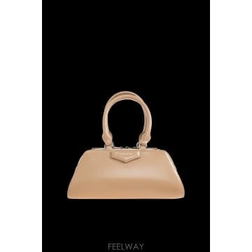 Givenchy 26SS Givenchy Antigona �̴� �ڵ� �� BB5146B2EN285 TP57442029126SS Givenchy Antigona �̴� �ڵ� �� BB5146B2EN285 TP57