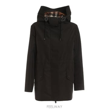 Burberry 22SS Burberry Binham ����Ʈ ����Ʈ �ĵ� ���� 8048712 TP57689147222SS Burberry Binham ����Ʈ ����Ʈ �ĵ� ���� 8048712 T