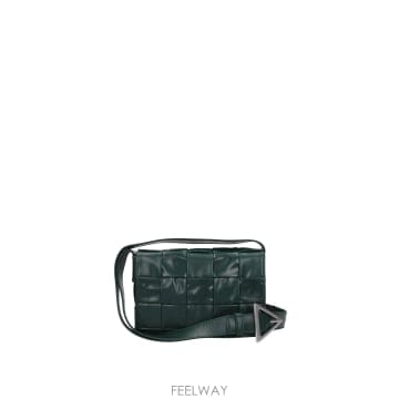 Bottega Veneta 26SS ���װ�����Ÿ cassette ī��Ʈ Small ��� �� 717587VCQ713061 TP57841226SS ���װ�����Ÿ cassette ī��Ʈ Small ��� �� 717587