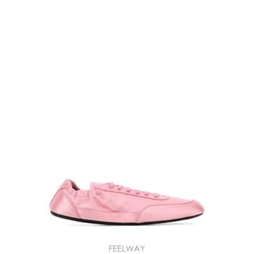 PRADA 26SS ����� ��ũ satin Collapse ����Ŀ�� 1E959NFB0052ALFF0442 TP5792226SS ����� ��ũ satin Collapse ����Ŀ�� 1E959NFB0052A
