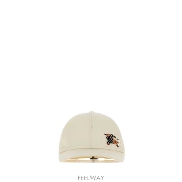 Burberry 26FW Burberry ���̺��� ��ư ���̽��� cap 8130191C6056 TP57659091426FW Burberry ���̺��� ��ư ���̽��� cap 8130191C6056 