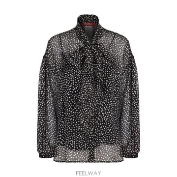 Max Mara 26SS �������� STUDIO �������� Studio ��ũ ����콺 With Polka Dots MSTETER26SS �������� STUDIO �������� Studio ��ũ ����콺 Wit