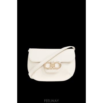 Ferragamo 26SS ����䷹ ��󰡸� ���� ��� �� 221094LIZZY789842MASCARPONE TP570520826SS ����䷹ ��󰡸� ���� ��� �� 221094LIZZY789842M
