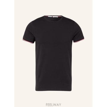 Moncler Moncler T ���� 100145379817000 TP575549298Moncler T ���� 100145379817000 TP575549298