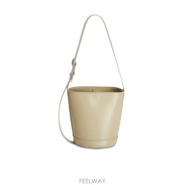 JIL SANDER 25FW ������ ������ Cannolo ���� �� In Almond Nappa ���� J07ZH0059P5355225FW ������ ������ Cannolo ���� �� In Almond Nappa ��