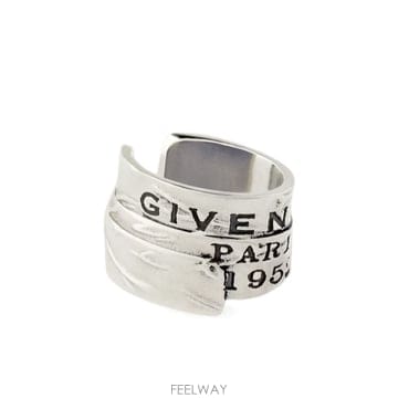 Givenchy Givenchy Brass ear cuff BF116JF003723 TP573492733Givenchy Brass ear cuff BF116JF003723 TP573492733