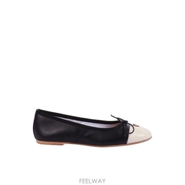 | Other Brand | 26SS Via Roma 15 BALLERINA WITH V 4654NERO TP57608274926SS Via Roma 15 BALLERINA WITH V 4654NERO TP576082749
