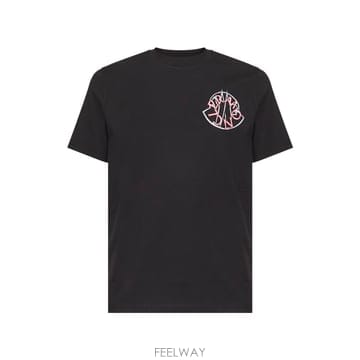 Moncler 26SS Moncler ��ư T ���� with Overlapping �ΰ� K20918C0004589AJS9926SS Moncler ��ư T ���� with Overlapping �ΰ� K20918C