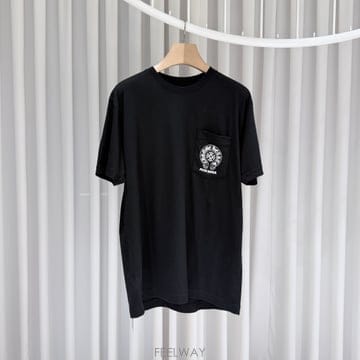 Chrome Hearts (A��/L) / ũ������ Ȧ���� �ΰ� �������� ���� Ƽ���� ����(A��/L) / ũ������ Ȧ���� �ΰ� �������� ���� Ƽ���� ��