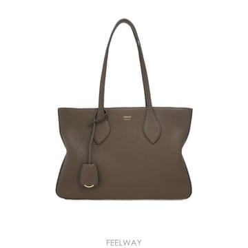 Ferragamo 26SS ����䷹ ��󰡸� ���� �ڵ�� 219861789531 TP57213026826SS ����䷹ ��󰡸� ���� �ڵ�� 219861789531 TP5721