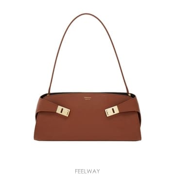 Ferragamo 26FW ����䷹ ��󰡸� ���� messenger �� 21A712795365 TP57619676626FW ����䷹ ��󰡸� ���� messenger �� 21A712795365 