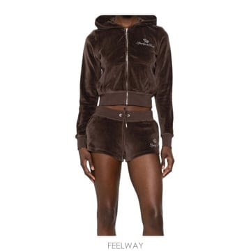 Sporty & Rich 26FW SPORTY ��ġ ���� ���� CA046716689BRCHOCO TP57668858526FW SPORTY ��ġ ���� ���� CA046716689BRCHOCO TP576688