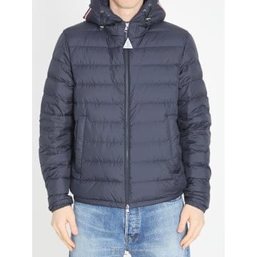 Moncler 26SS Moncler ��Ʈ Vermeille �ٿ� ���� with �ĵ� L10911A00006597X277926SS Moncler ��Ʈ Vermeille �ٿ� ���� with �ĵ� L10911