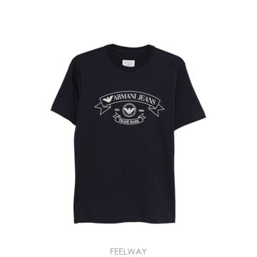 Armani 26SS �������� �Ƹ����� T ���� with ����Ʈ EM005926AF25885UB102 TP5762017626SS �������� �Ƹ����� T ���� with ����Ʈ EM005926AF25