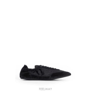 PRADA 26SS ����� ����Ŀ�� in suede �� nylon  �ο� ž design with ���̽� �� closu26SS ����� ����Ŀ�� in suede �� nylon  �ο� ž design