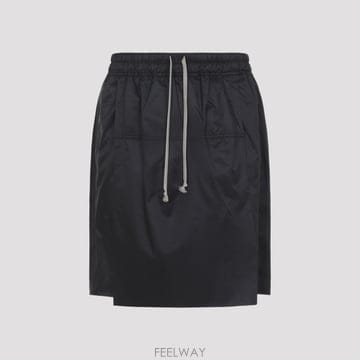 Moncler 26SS Moncler Kiltshorts MU01F2B01M8114999 TP57066877726SS Moncler Kiltshorts MU01F2B01M8114999 TP570668777