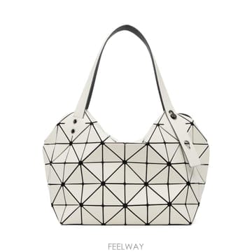 Issey Miyake 26 FW Bao Bao Issey Miyake ȭ��Ʈ ������ ��Ʈ�� 262730F04603926 FW Bao Bao Issey Miyake ȭ��Ʈ ������ ��Ʈ�� 262730