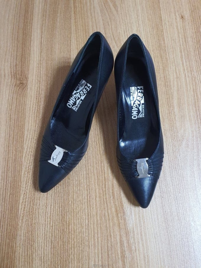 Ferragamo ��󰡸� ��Ż ��� �Ÿ� ��ƿ����  6 1/2 C ��������󰡸� ��Ż ��� �Ÿ� ��ƿ����  6 1/2 C ������