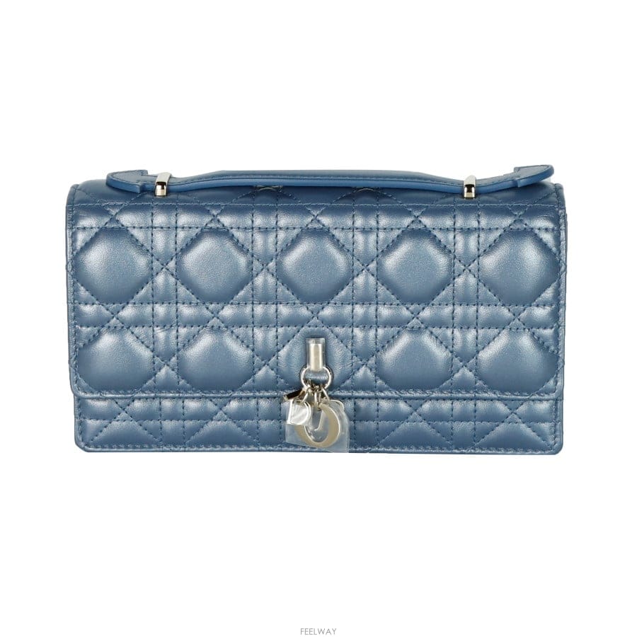 DIOR [�Ƹ�����] �̴� ��� ��� ���� ��� ��Ʈ�� ũ�ν���S0980ONMJ[�Ƹ�����] �̴� ��� ��� ���� ��� ��Ʈ�� ũ�ν���S
