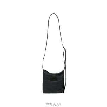 Maison Margiela �׶�����Ÿ �ؿ� MM6 �������������� ���� NYLON CROSSBODY BAG SB6WG0026P9062T8�׶�����Ÿ �ؿ� MM6 �������������� ���� NYLON CROSSBOD