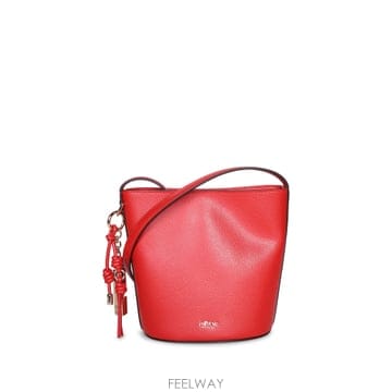 26SS FURLA 소프트 레더  탑 magnetic closure  탑 핸들 with adjustable