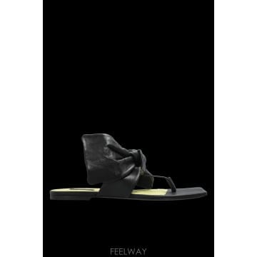 26SS Givenchy Boudoir 보우 Thongs slides BE30B9E2H6001 TP57491