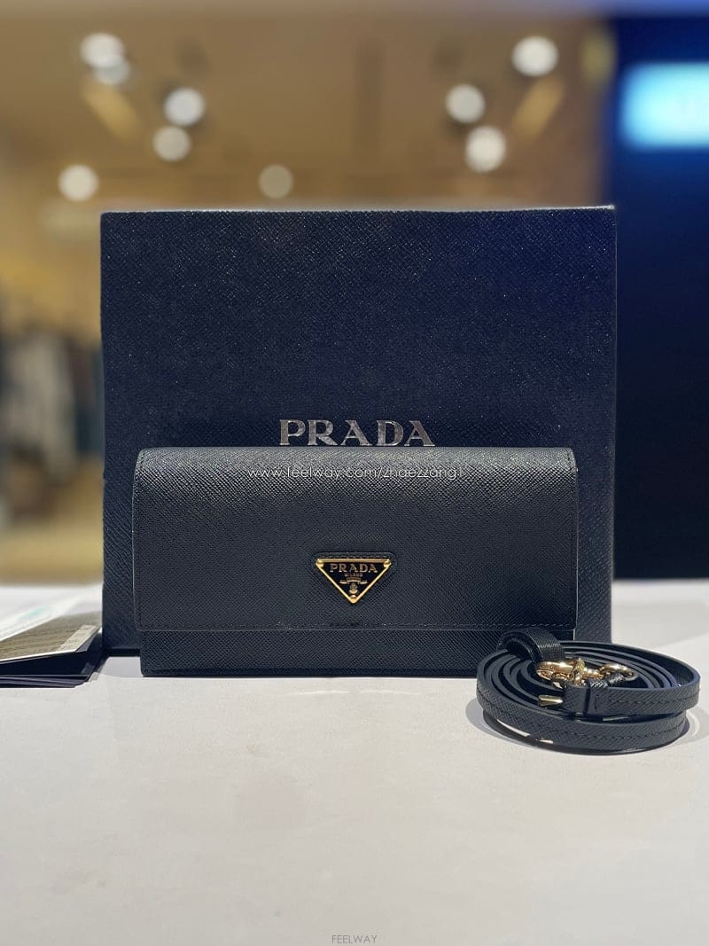 PRADA ����� ���ǾƳ� ���� ũ�ν��� 1NF059����� ���ǾƳ� ���� ũ�ν��� 1NF059