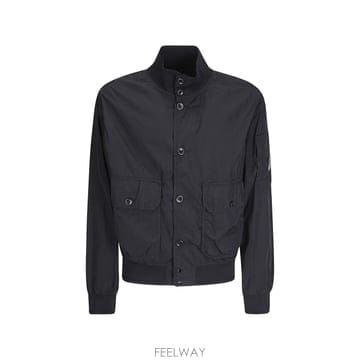 26SS C P  Company Chrome R 자켓 With Front Pockets 20CMOW003A0
