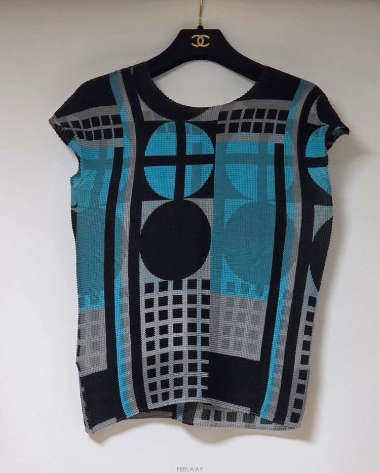 Issey Miyake �� �̼��̹̾��� me ISSEY MIYAKE ������ ����Ʈ ž (F)�� �̼��̹̾��� me ISSEY MIYAKE ������ ����Ʈ ž (F)