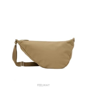 THE Row 24SS �� �ο� ���� messenger �� W1304MW256DUNE TP57789641424SS �� �ο� ���� messenger �� W1304MW256DUNE TP577896