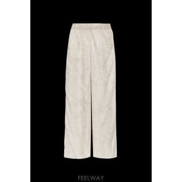 Golden Goose 26FW ��籸�� Trousers with floral motif GWP00821P00258115104 TP26FW ��籸�� Trousers with floral motif GWP00821P0025