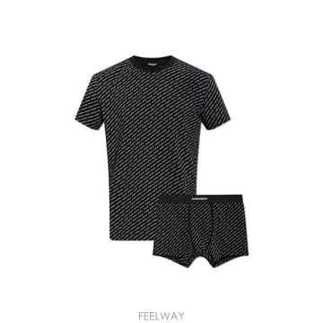 Dsquared2 Dsquared2 �ΰ� Ƽ������ ��Ƽ ��Ʈ D9H1463900 001 TP979492442Dsquared2 �ΰ� Ƽ������ ��Ƽ ��Ʈ D9H1463900 001 TP979