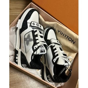Louis Vuitton [7.5] ���̺��� Ʈ���̳� ����Ŀ��[7.5] ���̺��� Ʈ���̳� ����Ŀ��