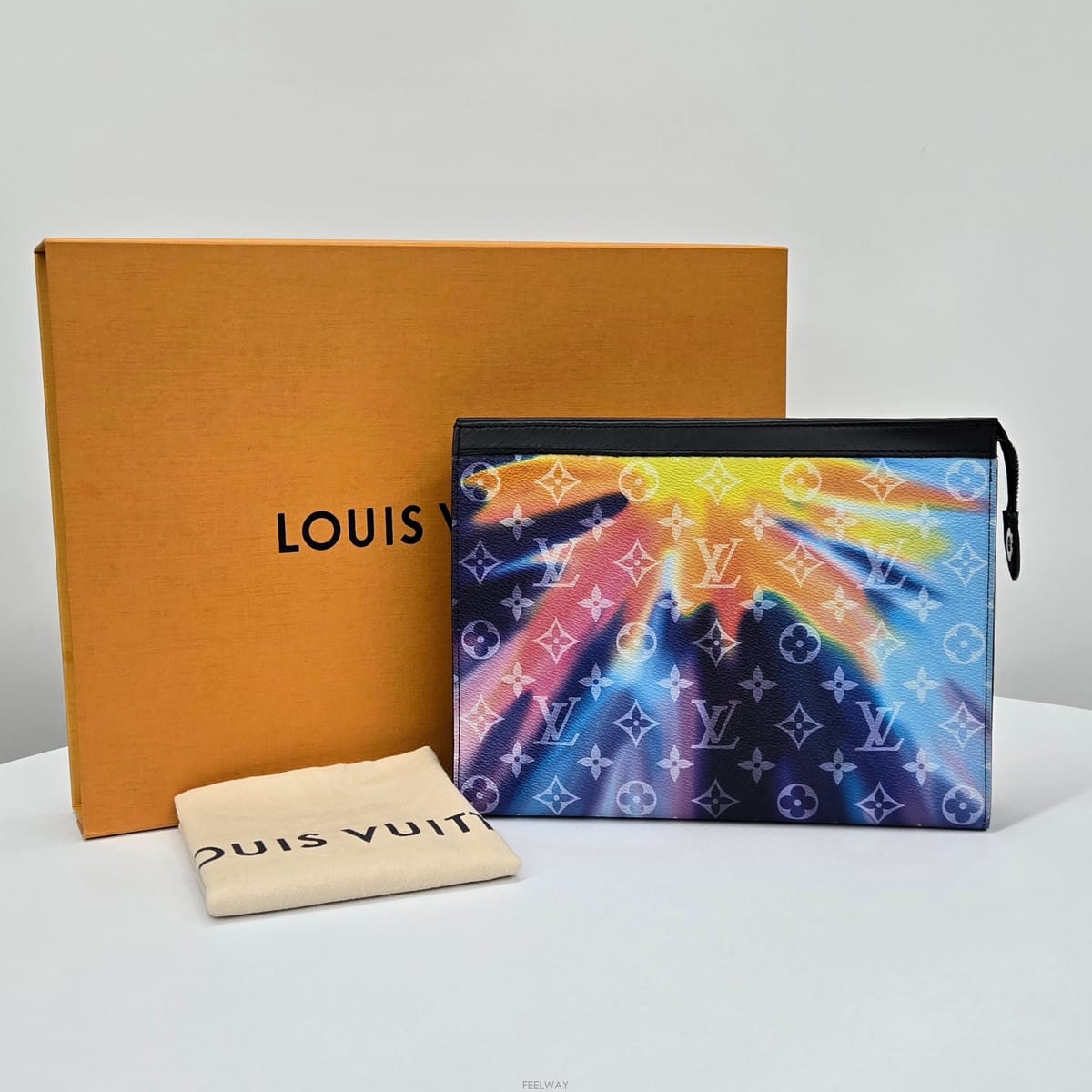 Louis Vuitton ���̺��� LV ���� ����Ʈ ������ Ŭ��ġ���̺��� LV ���� ����Ʈ ������ Ŭ��ġ