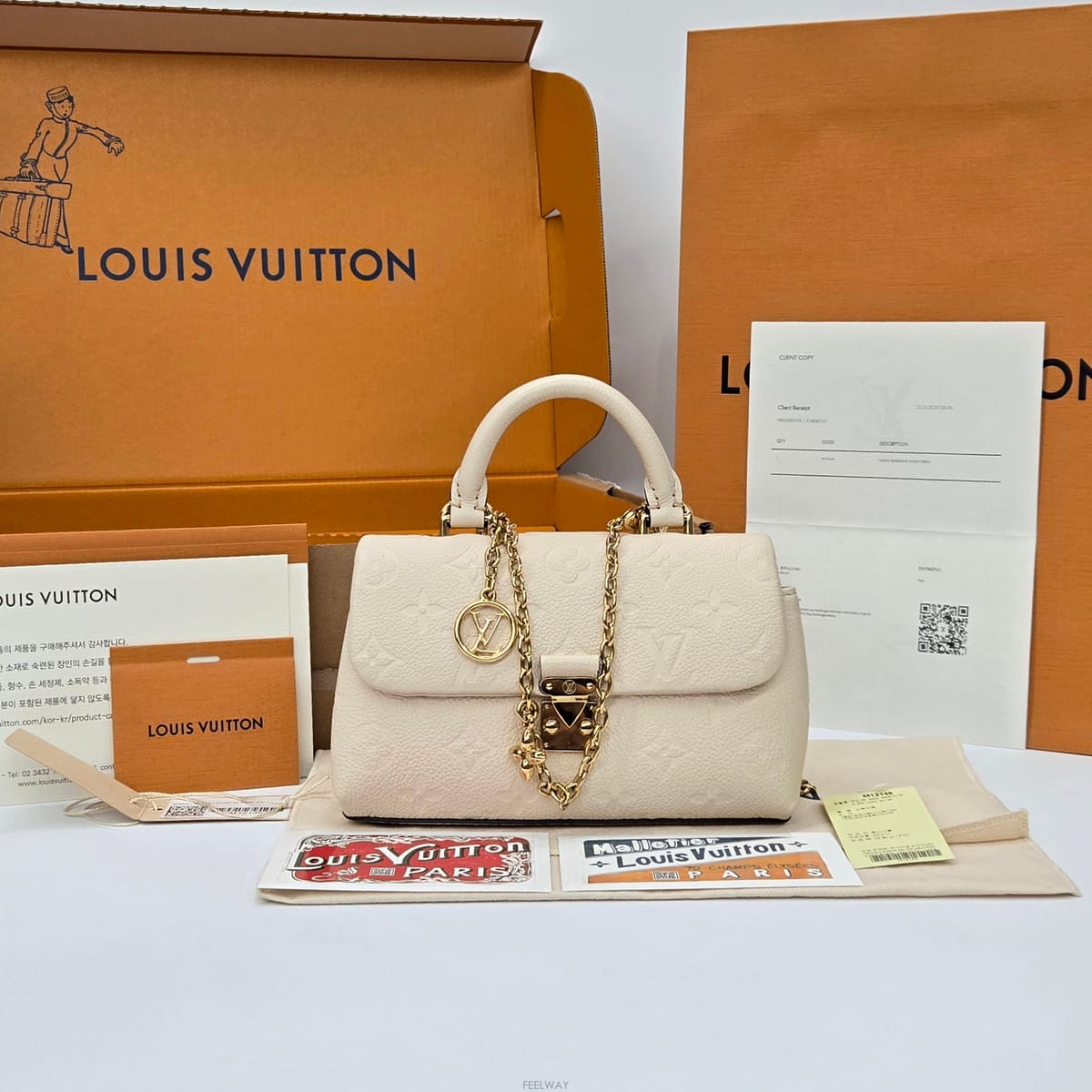 Louis Vuitton ���̺��� LV �������� ���� ���鷻 ž�ڵ� ü�ι���̺��� LV �������� ���� ���鷻 ž�ڵ� ü�ι�