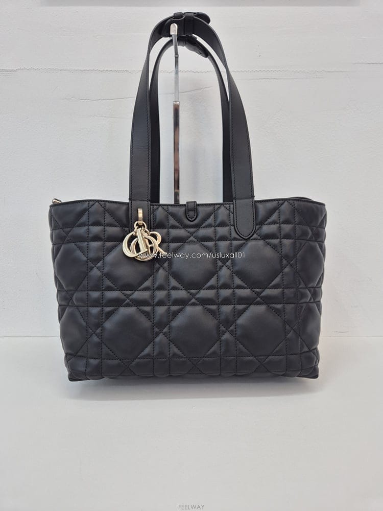 DIOR [�߰� ��ǰ ������ �����] ��� ������ �̵� M2821[�߰� ��ǰ ������ �����] ��� ������ �̵� M2821