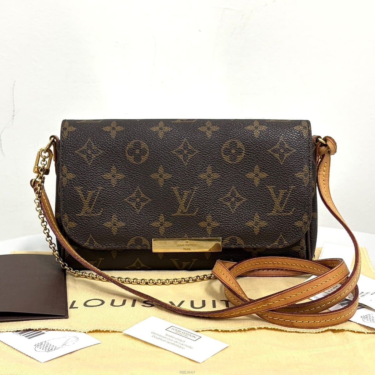Louis Vuitton ���̺��� ���׷� ���̺��� ũ�ν��� PM (M40717)���̺��� ���׷� ���̺��� ũ�ν��� PM (M40717)