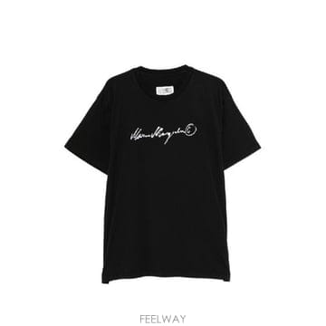 Maison Margiela �׶�����Ÿ �ؿ� MM6 �������������� ���� LOGO COTTON Ƽ���� SH0GC0077M20258900�׶�����Ÿ �ؿ� MM6 �������������� ���� LOGO COTTON Ƽ