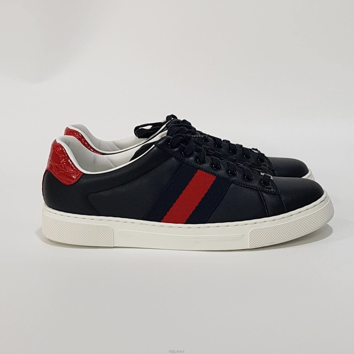 GUCCI ���� ���̽� ����Ŀ�� ������ �� ���� ���� 757892 8+���� ���̽� ����Ŀ�� ������ �� ���� ���� 757892 8+