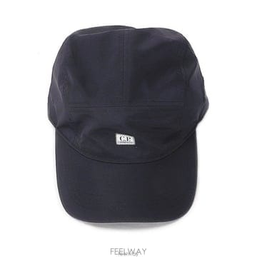 26 FW CP컴퍼니 크롬 R 로고 캡 888 20CMAC047A110545A