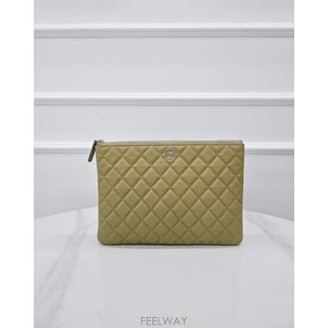 CHANEL [�̴ٽ�] ���� Ŭ���� ĳ��� �ø��� �̵� Ŭ��ġ A82545[�̴ٽ�] ���� Ŭ���� ĳ��� �ø��� �̵� Ŭ��ġ A82545