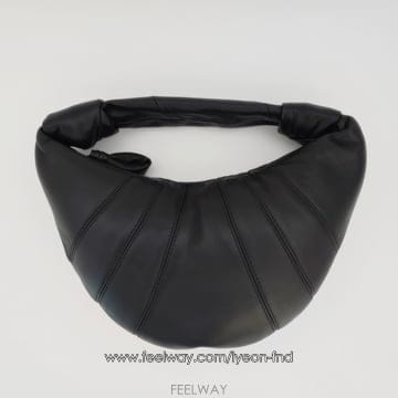 (국내배송) 르메르 미니 포춘 크루아상백 나파가죽 / 블랙 BG0125 LL095
