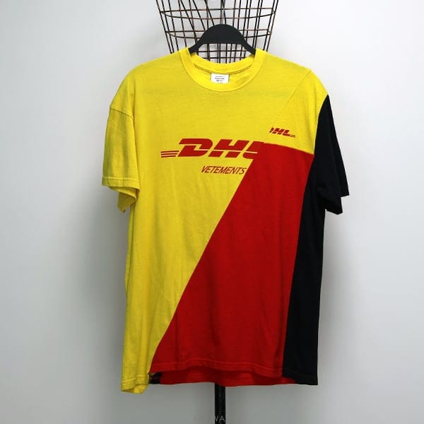 Vetements ��Ʈ�� DHL Ƽ���� S ���� 100 / �߰�ǰ ��ǰ��Ʈ�� DHL Ƽ���� S ���� 100 / �߰�ǰ ��ǰ